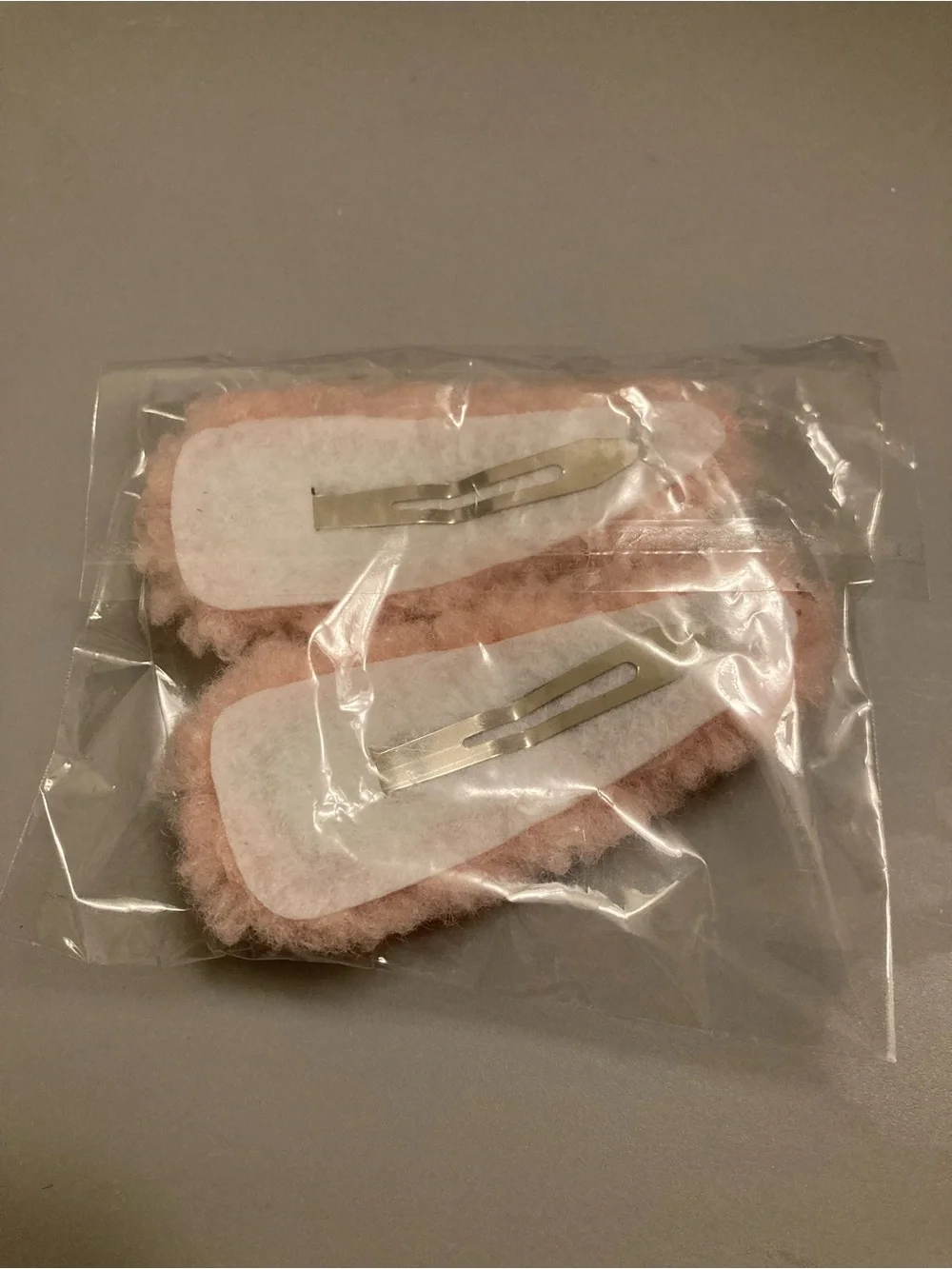 Dae Pink Fuzzy Hair Clips